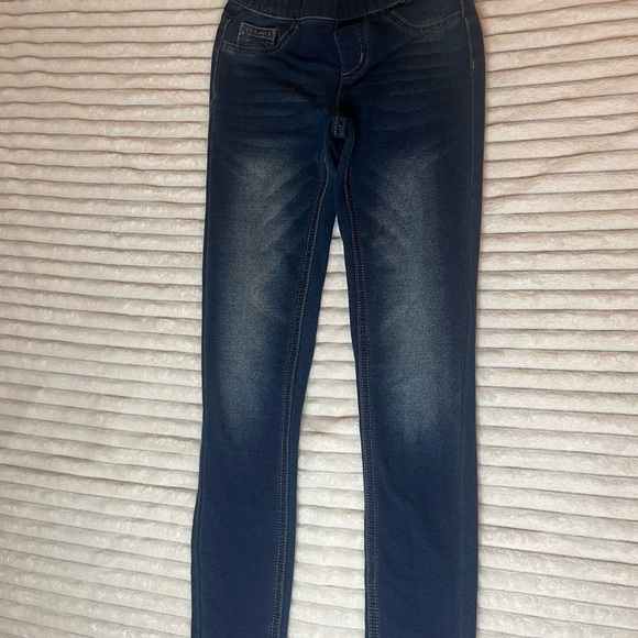 GAP Dark and Light Blue girl's Jeans3 bundle Excellent condition size8,L112 - Picture 8 of 11